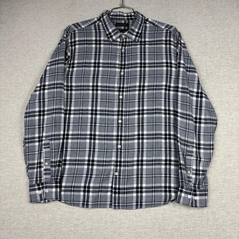 Banana Republic Men XL Grey Plaid Untucked Slim Fit Long Sleeve Button Down